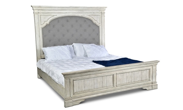 Picture of Highland Park White Upholstered Queen Bed