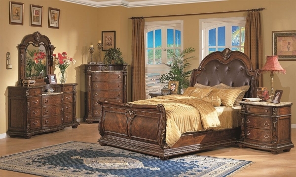 Picture of Coventry Brown Queen Sleigh Bedroom Set